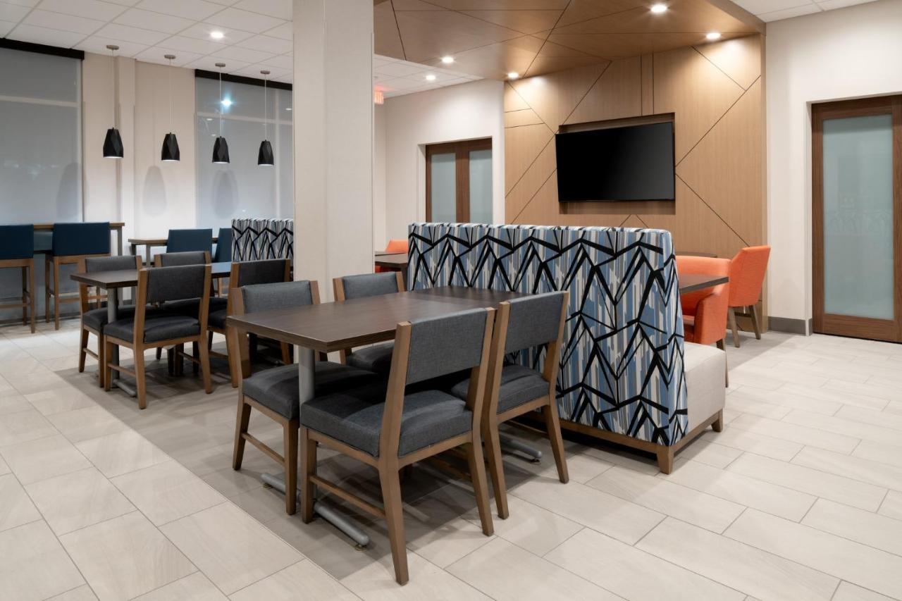 Holiday Inn Express & Suites - Hollister By Ihg Ngoại thất bức ảnh
